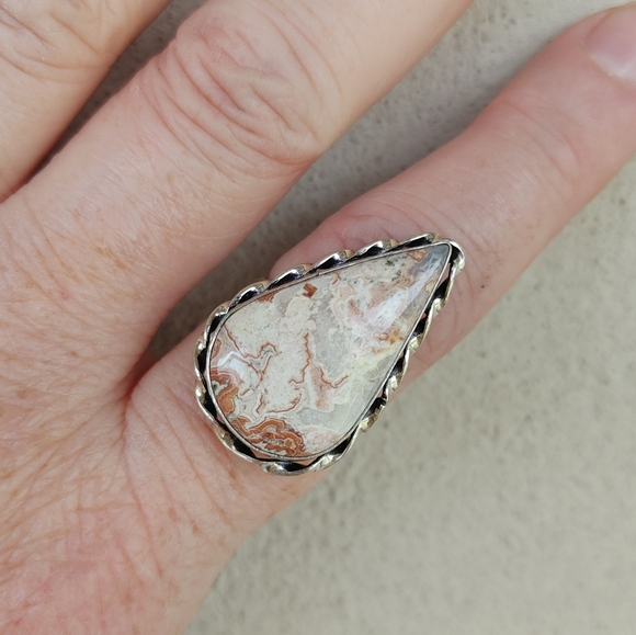 Scolecite Ring in 925 Sterling Silver Overlay (size 9) - Picture 11 of 13